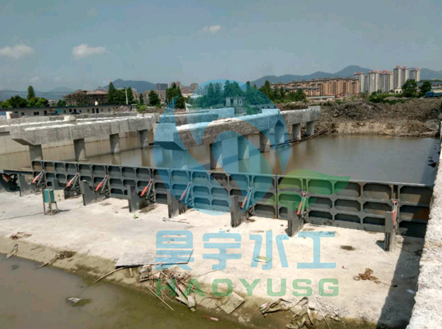 液壓翻板門(mén)